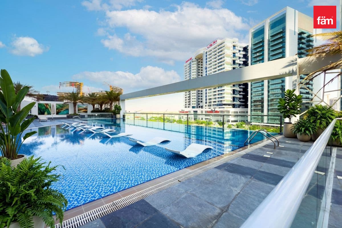 Elegant | Open View | Bright Unit